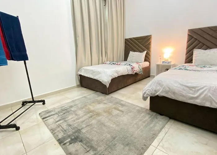 Classic Villa Rooms Opposite To Mirdif City Center